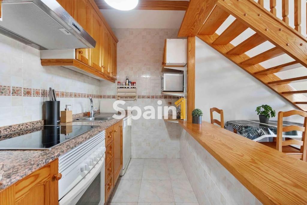 Atico En Guardamar Con 3 Habitaciones 과다마르델세게라 외부 사진