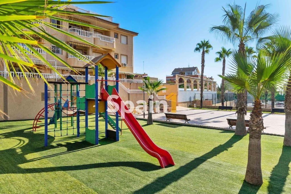 Atico En Guardamar Con 3 Habitaciones 과다마르델세게라 외부 사진