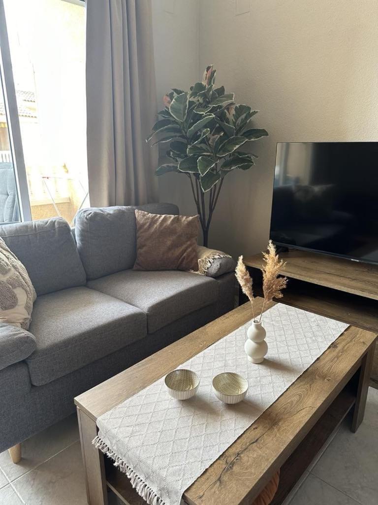 Atico En Guardamar Con 3 Habitaciones 과다마르델세게라 외부 사진
