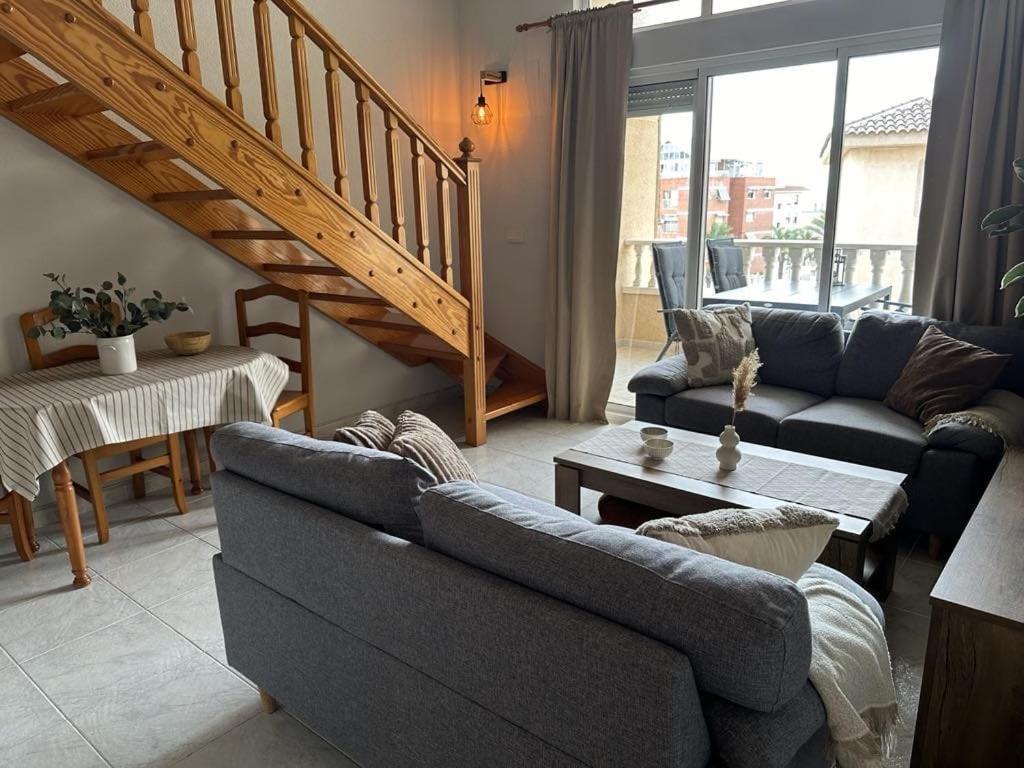 Atico En Guardamar Con 3 Habitaciones 과다마르델세게라 외부 사진